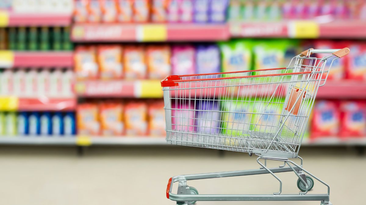 Here’s Why “Healthy” Store-Bought Smoothies Have Such a Long Shelf Life