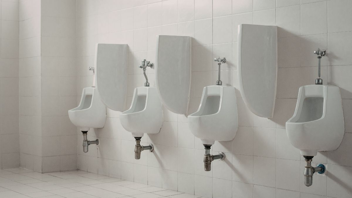 Nearly 75% of Men Have One Disgusting Bathroom Habit Women Are Tired Of