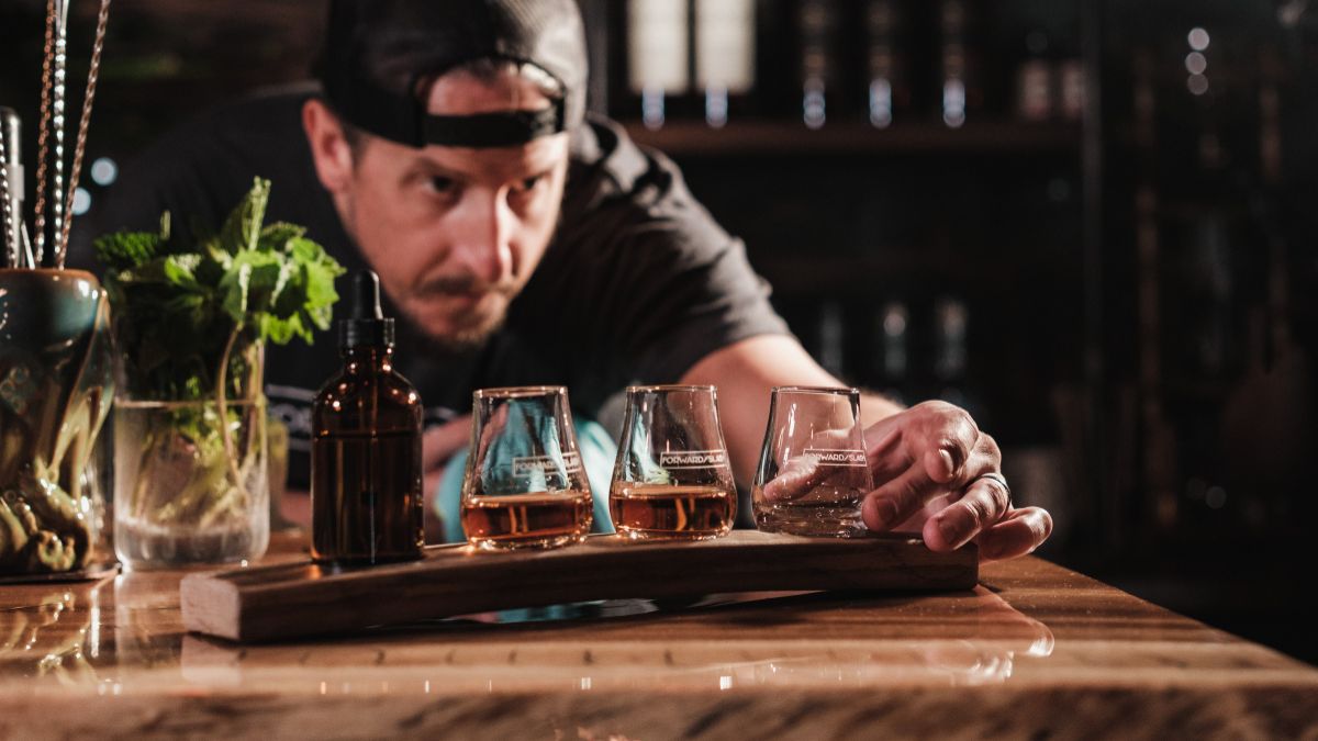 Things You Should Never Say to a Bartender on a Busy Night