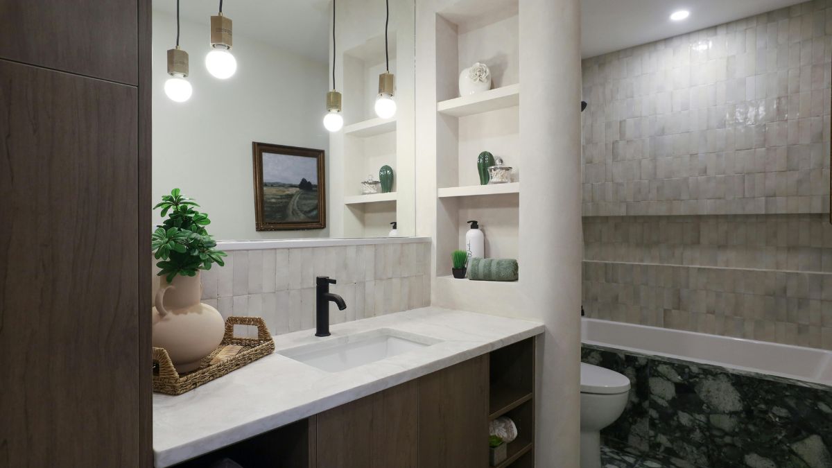 25 Everyday Items in Your Bathroom That Are Actually Toxic