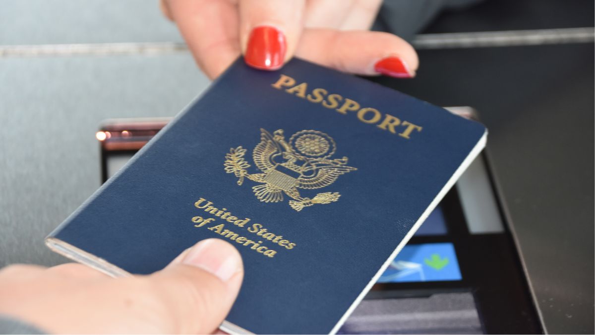 Things You Should Never Say to Border Control Agents