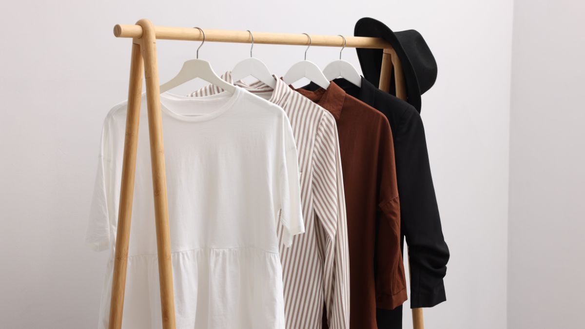 Things You Should Never Wear After Age 40 If You Want to Look Younger Instantly