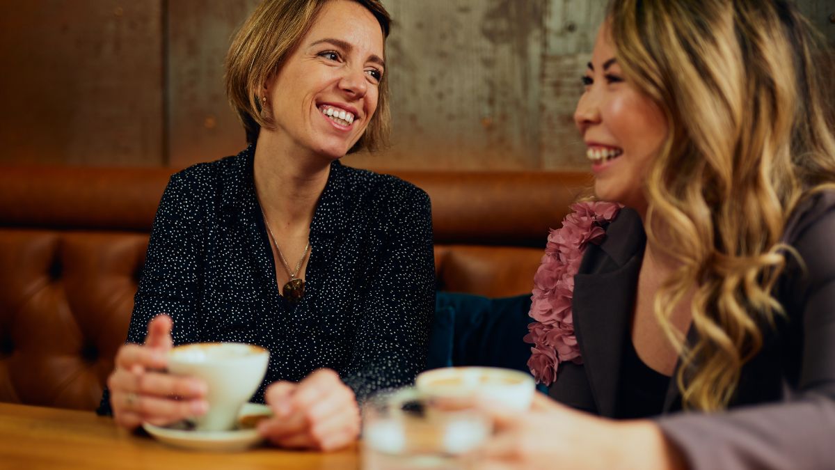 Things You Should Never Ask During a Casual Coffee Chat With Colleagues
