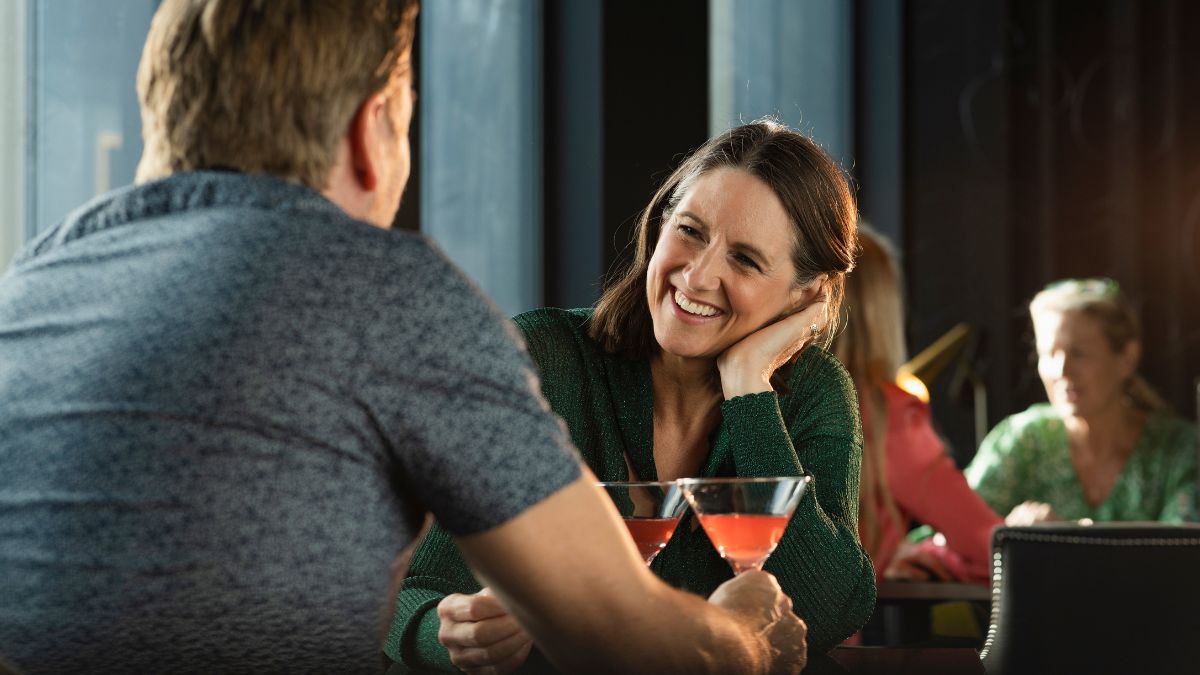 Questions You Should Ask on a First Date to Reveal True Intentions