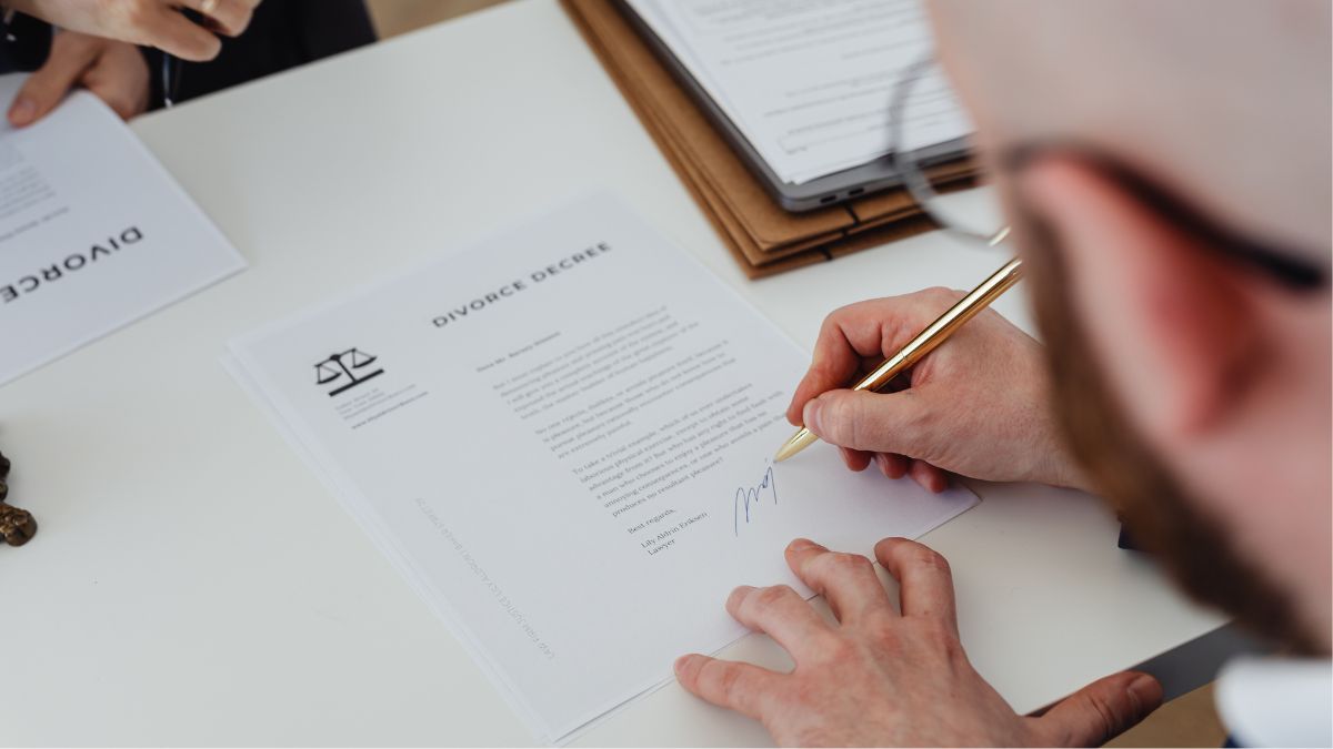 Husbands Revealed the Specific Moment They Knew They Had to Divorce Their Wives