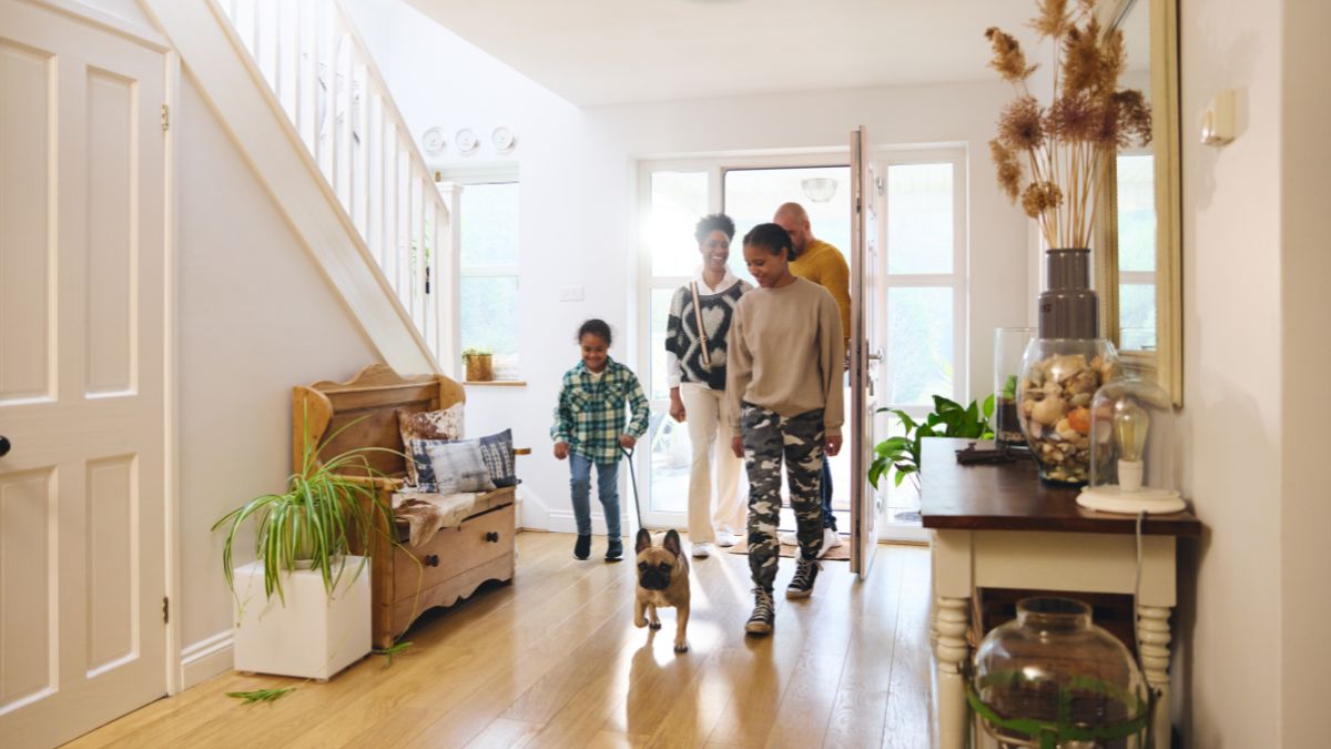 The Best Dog Breeds for Families with Other Pets