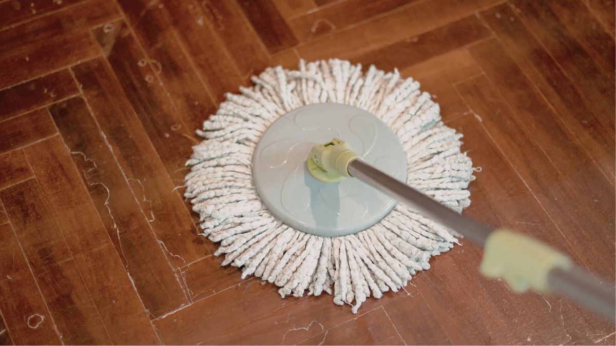 Ways You Are Cleaning Your Hardwood Floors Completely Wrong