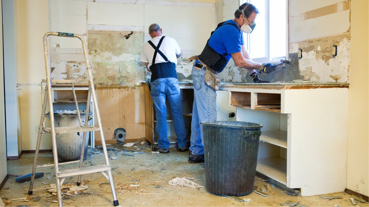 25 Signs Your “Dream Home” Renovation Is Actually Destroying Your Sanity