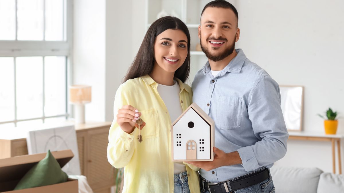 Petty Tactics Homeowners Use to Steal Land From Their Neighbors