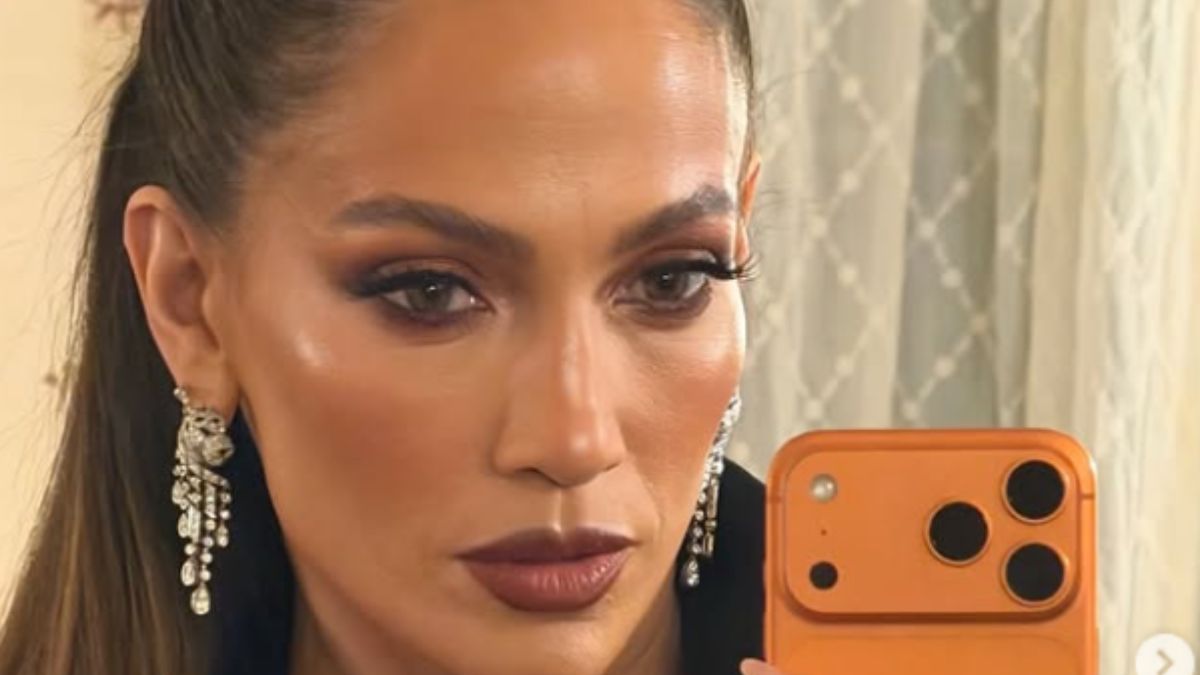 Jennifer Lopez’s Showstopping Bodysuit Is Peak Stage Glam Reinvented At 56