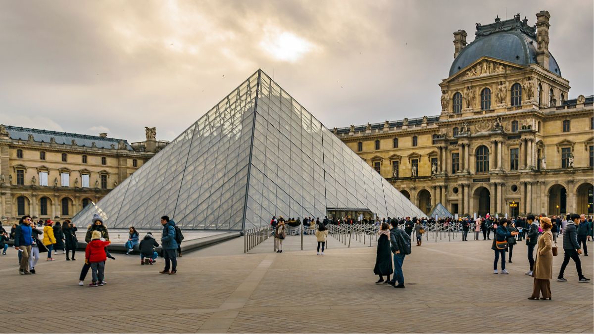 Famous Museums That Refuse to Return Stolen Artifacts