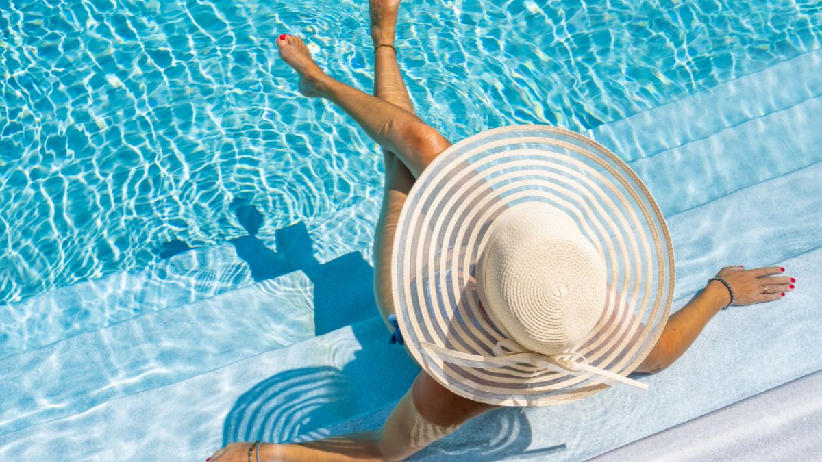 Money Mistakes Middle-Class People Make Trying to Look Wealthy