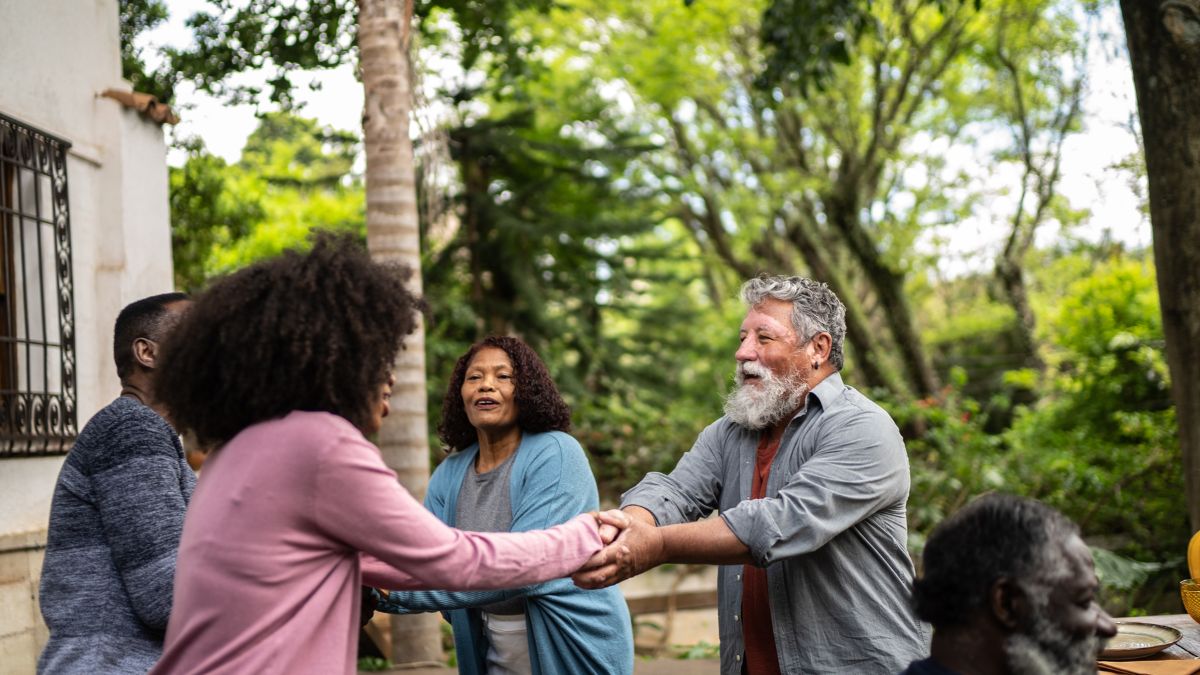 Red Flags You Are Overstepping Boundaries With Your Neighbors