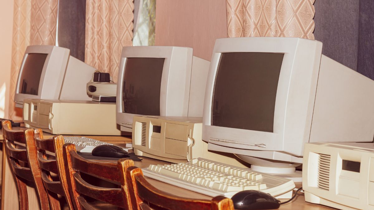 Skills From the Early 2000s That Younger Generations Have Never Heard Of