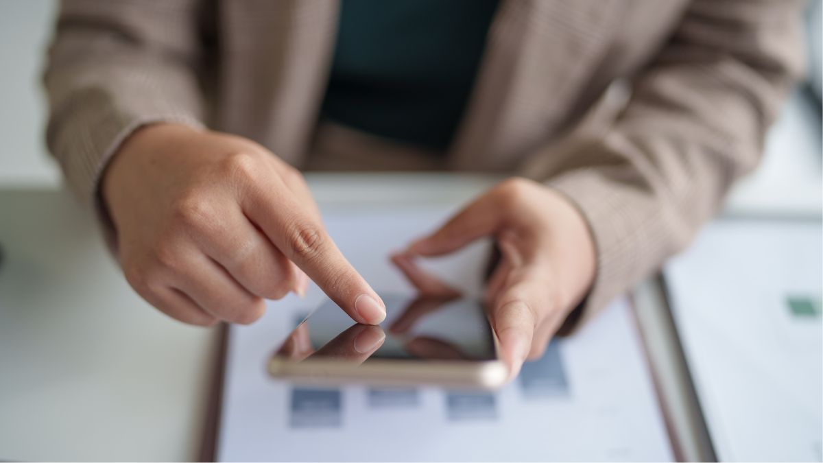 Things High-Achievers Delete From Their Phones Every Sunday Night