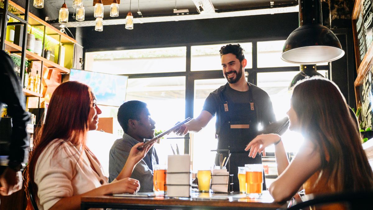 Ways You Are Unintentionally Being Rude to Restaurant Staff