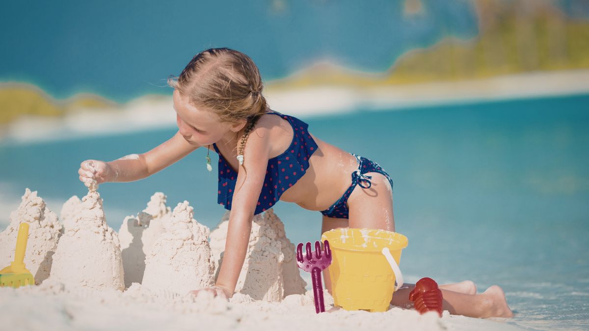 25 Bizarre Laws in Other Countries That Could Get You Arrested