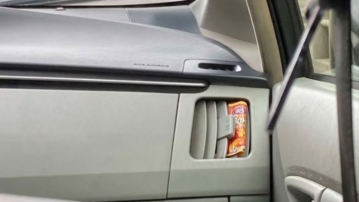 See How This Driver Solved the Problem of Unpleasant Car Odors
