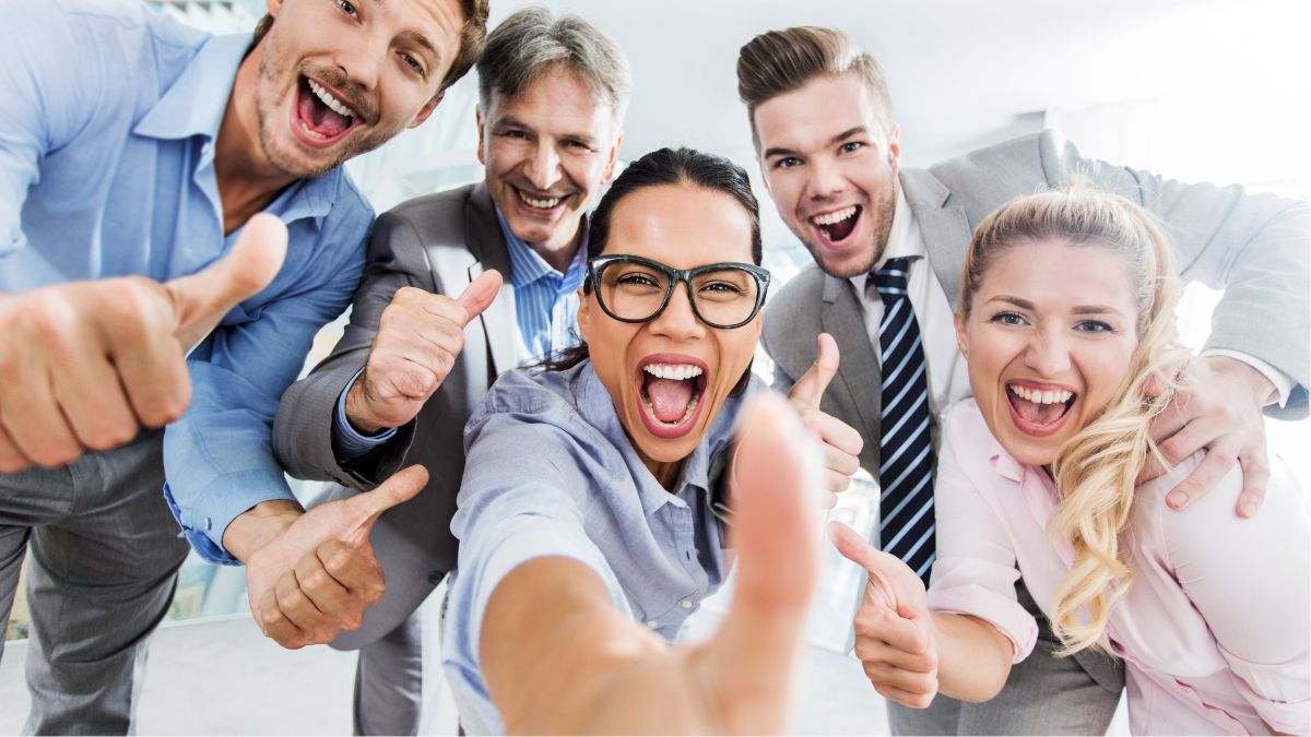 Things Successful People Do in Private That They Never Post Online