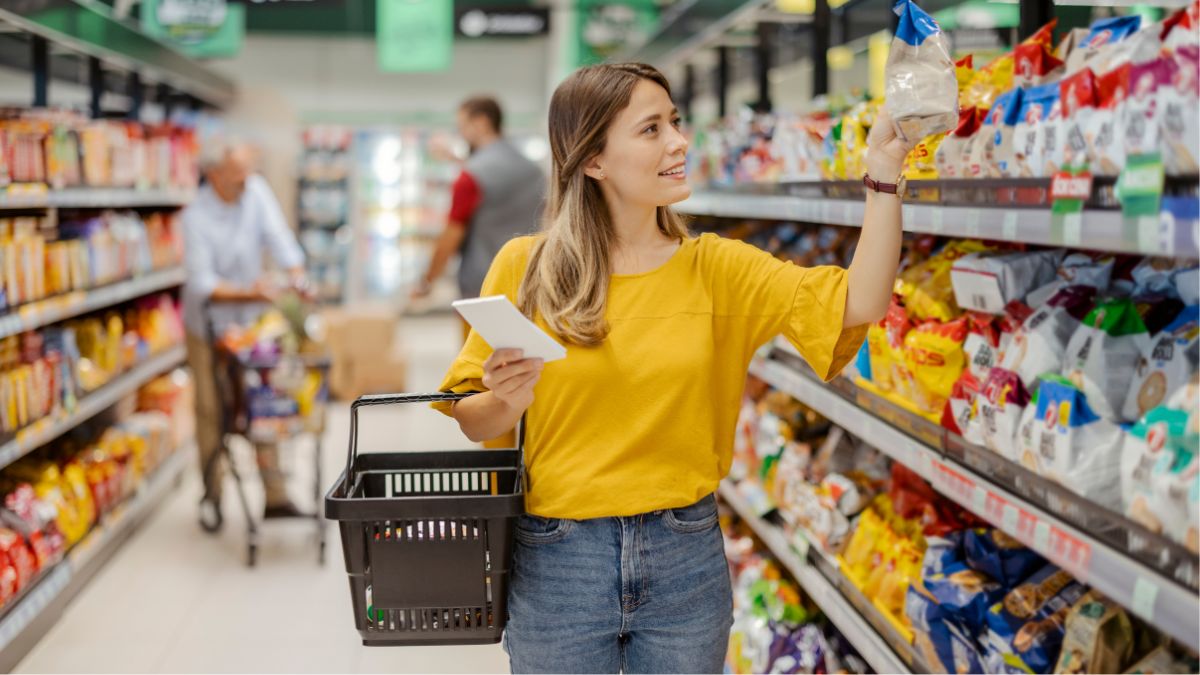 Ways Supermarkets Trick Your Brain Into Buying Unhealthy Food