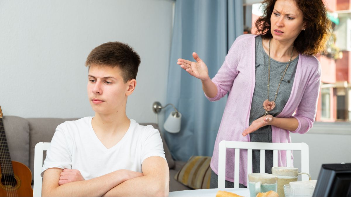 Things You Should Never Say to a Teenager Who Is Struggling