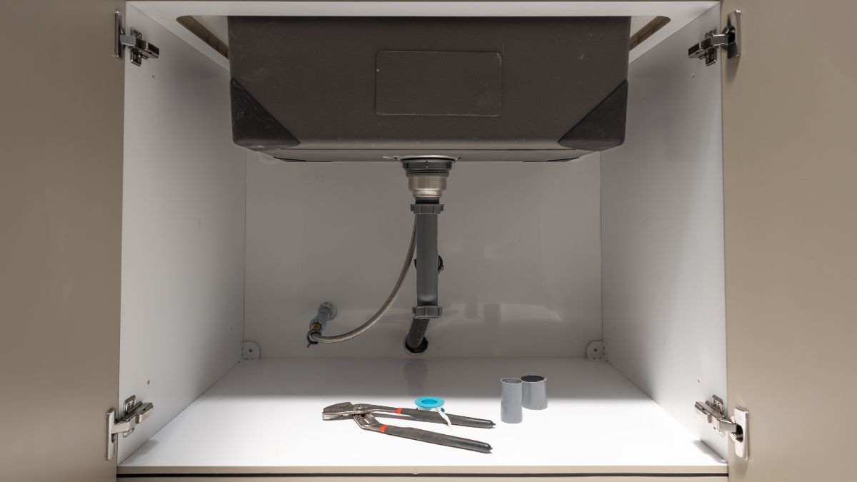 30 Things You Should Never Store Under Your Kitchen Sink