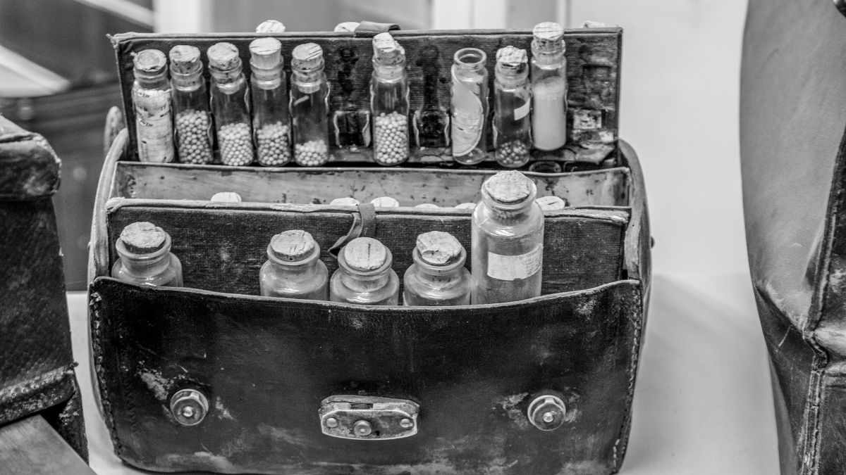 Bizarre Medical Practices From History That Will Make You Cringe