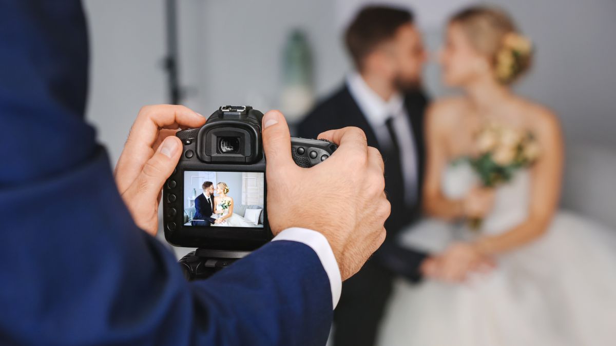 25 Awful Things Wedding Photographers Caught People Doing When No One Was Looking