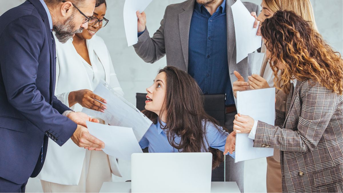 23 Signs That Your Dream Job Is Actually a Nightmare in Disguise