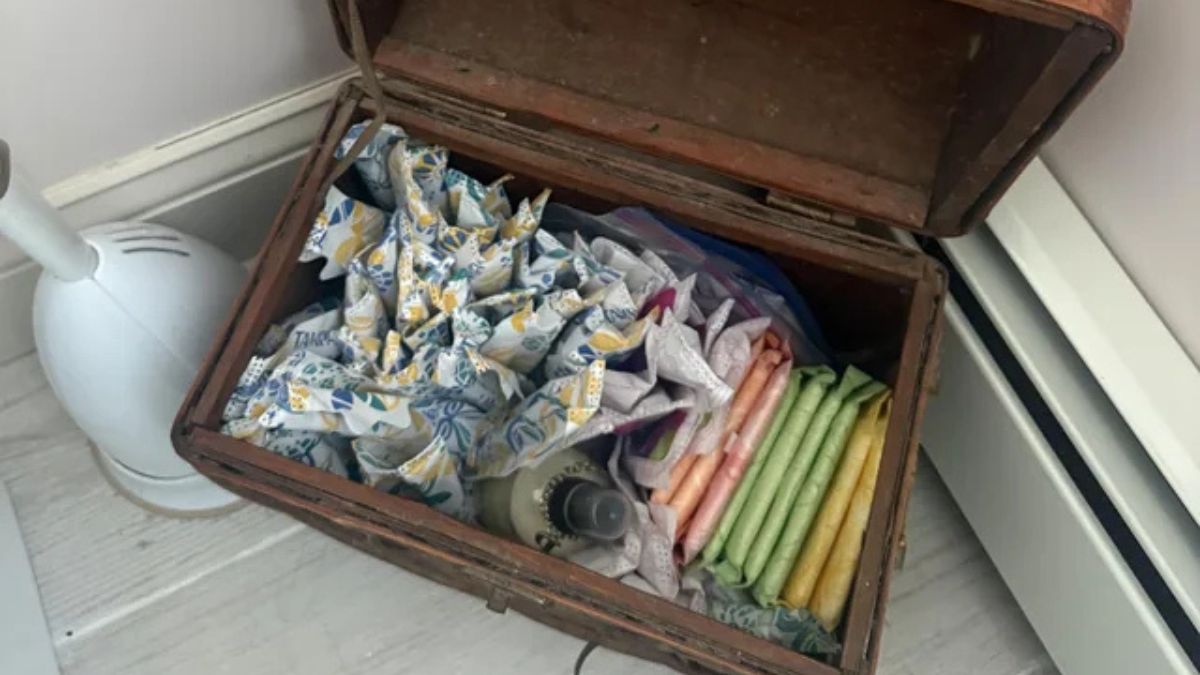 A Guy (40) Spotted Tampons and Pads at His Girlfriend’s Place and Got Upset, Leaving Her in Shock