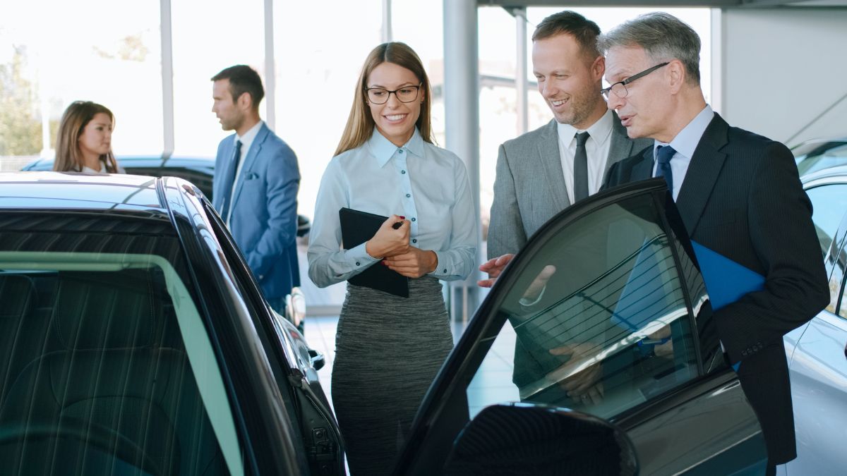 35 Everyday Lies Car Dealerships Tell You to Force You Into Debt