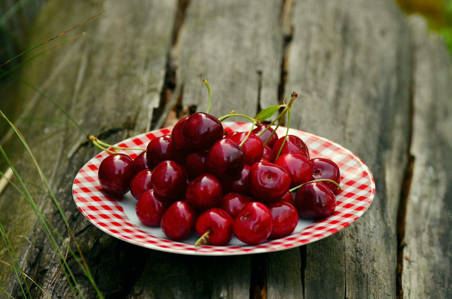 Fresh Cherries 
