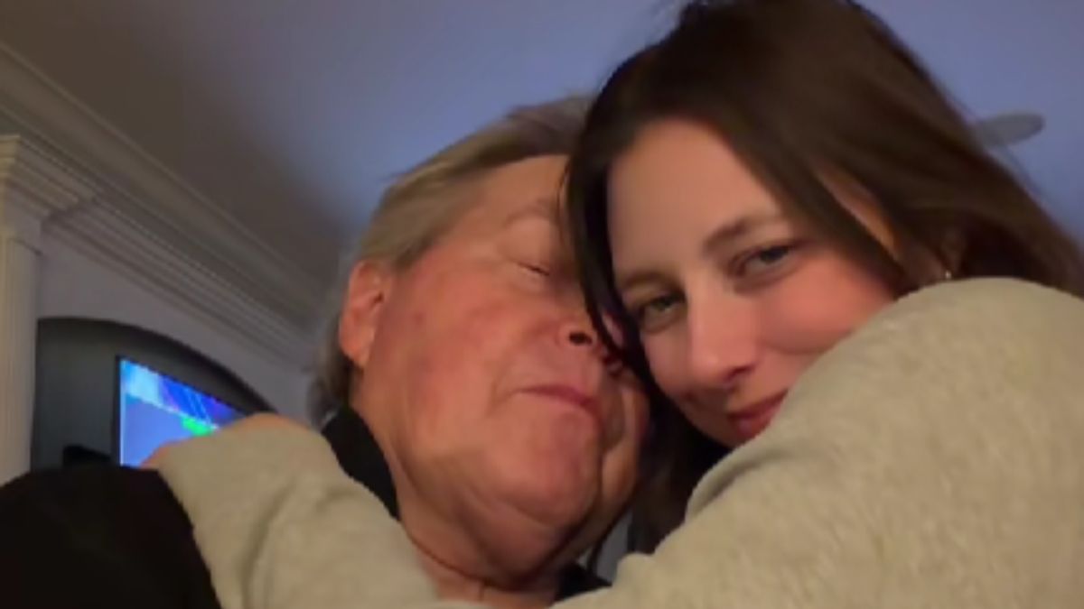 Father Cuts Off Contact After Daughter Dates His Best Friend Who Is 44 Years Older