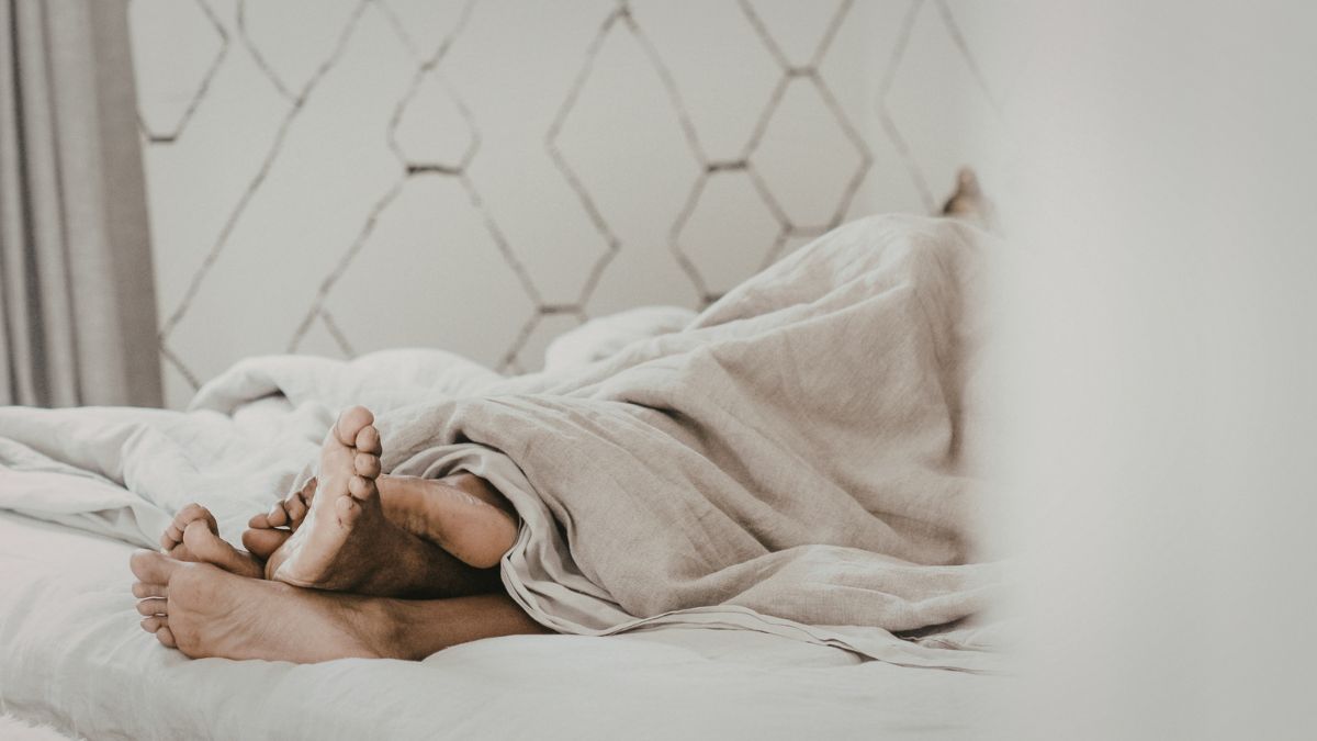 Psychologist Reveals the Worst Time for Intimate Moments