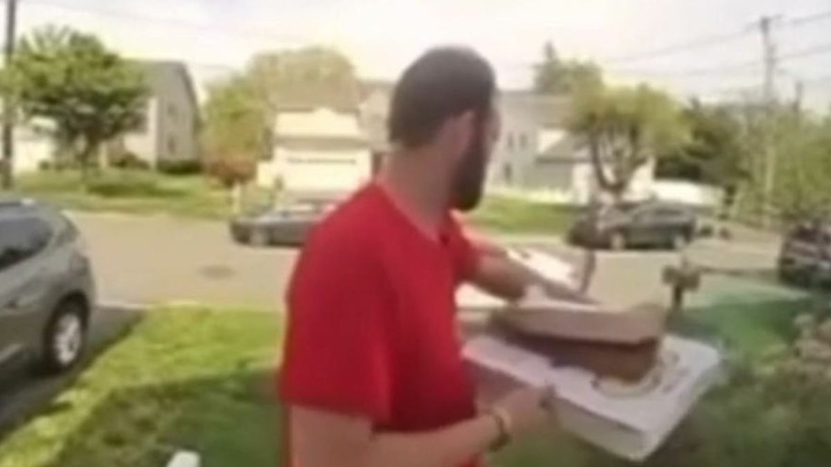 Pizza Delivery Driver Tyler Morell Ends Police Chase With One Well-Timed Move