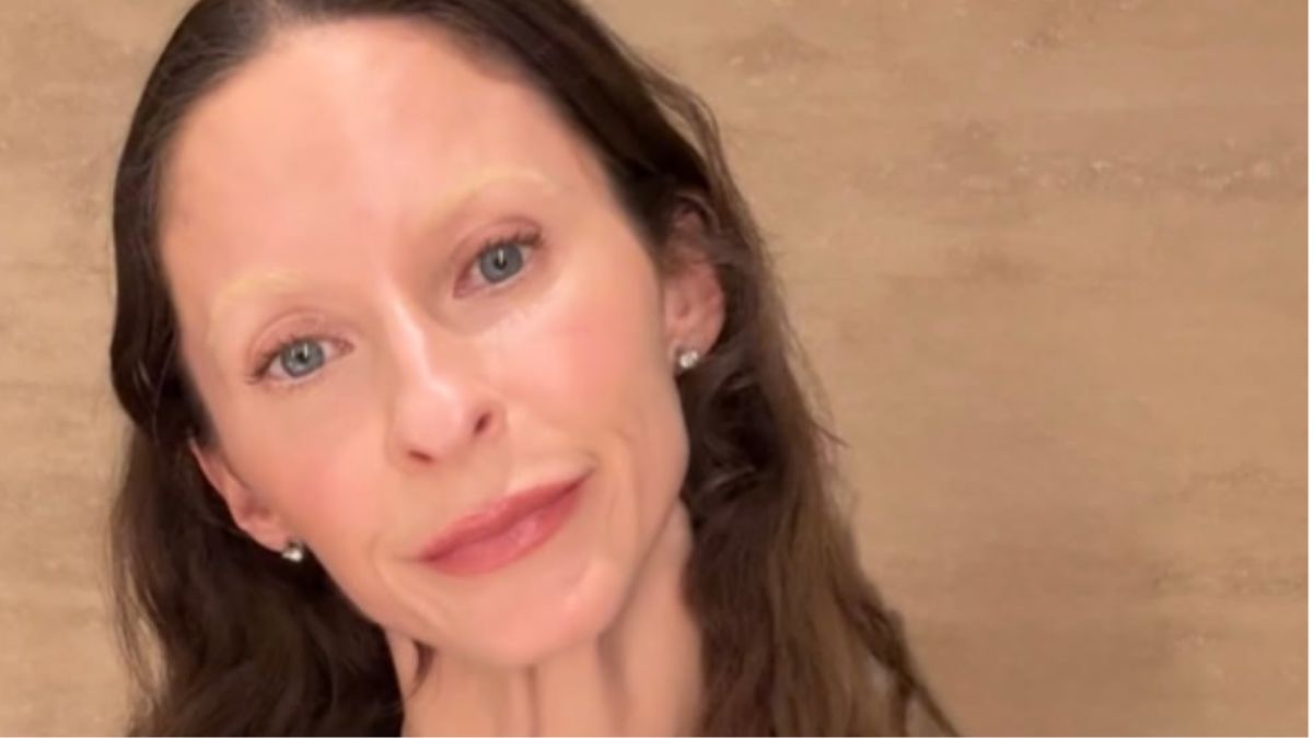 Emilie Livingston’s Custom ERL Bodysuit at the Vanity Fair Oscars After-Party Is the No-Pants Moment of the Year