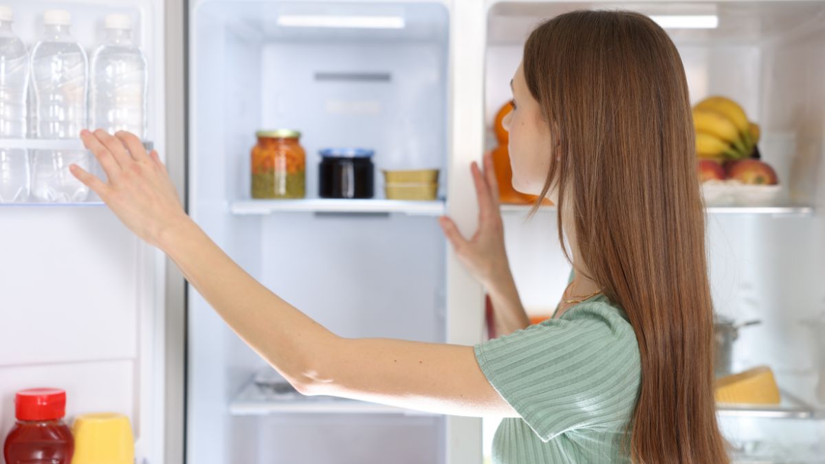 A Simple Kitchen Ingredient That Effectively Tackles Unpleasant Odors in Your Refrigerator