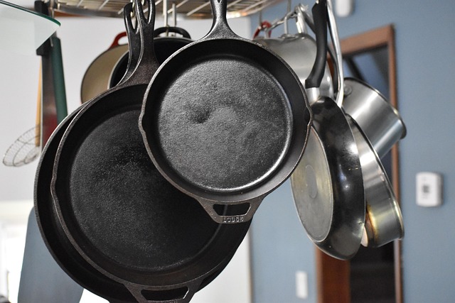 Cast Iron Cookware Things