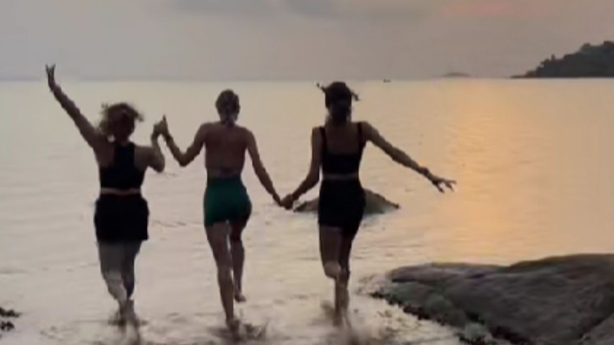 Stranger’s Beach Filming Enthusiasm Captivates the Internet