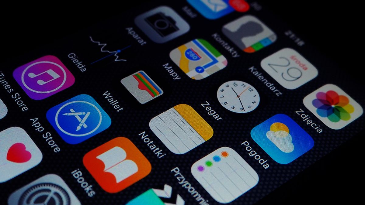 iPhone User Stunned by Hidden Clock App Feature: “Absurd Level of Attention to Detail”