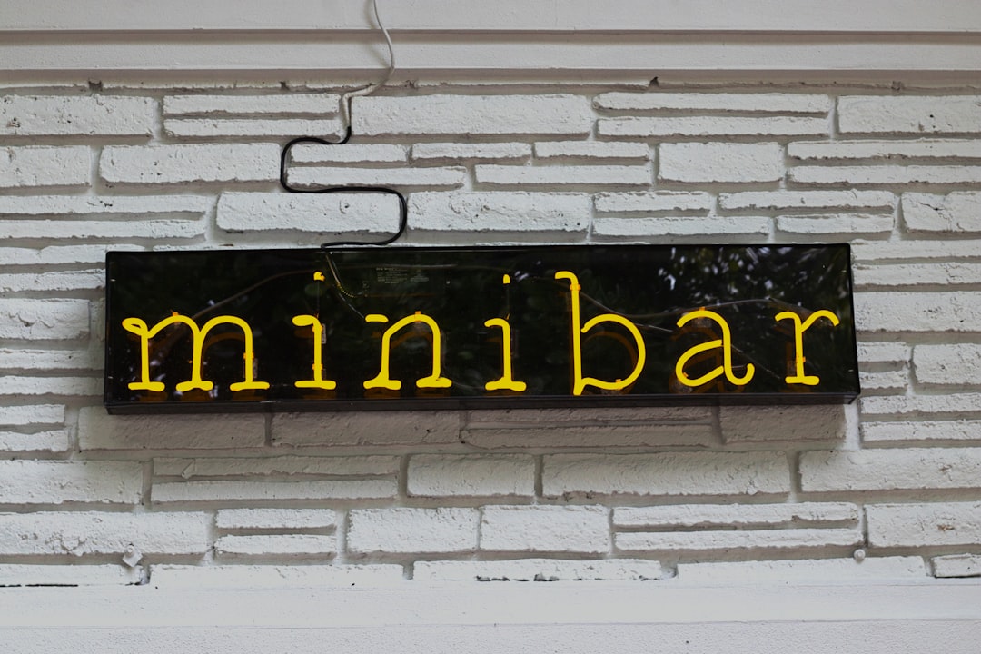 Mini Bar 