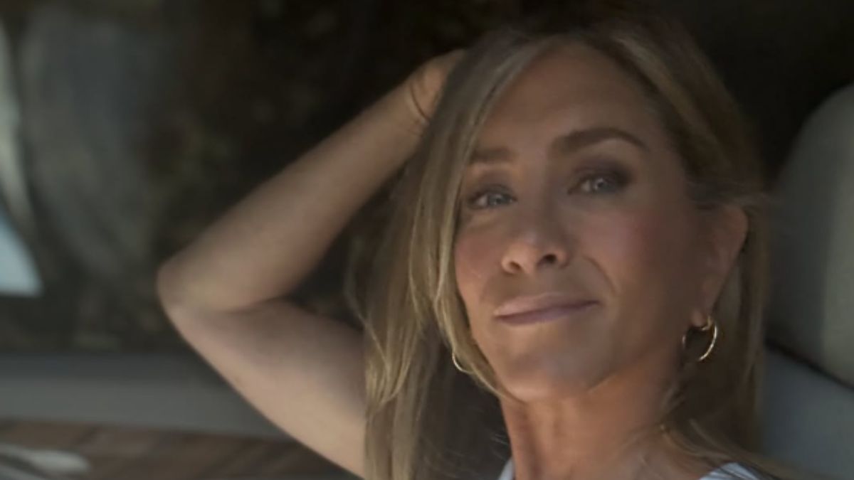 Jennifer Aniston’s Iconic Hair Is The Timeless Style Everyone Still Wants To Copy