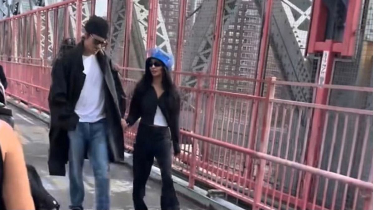 She Was Listening to Harry Styles on a Bridge When He Suddenly Appeared Right in Front of Her