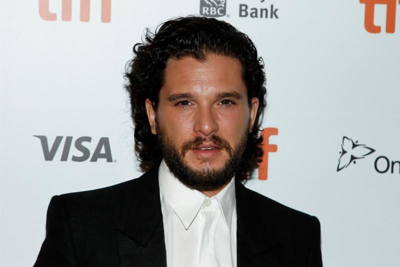 Kit Harington’s Boxer‑Short Set on ‘Industry’ Is Surprisingly Playful Behind‑the‑Scenes Style Moment