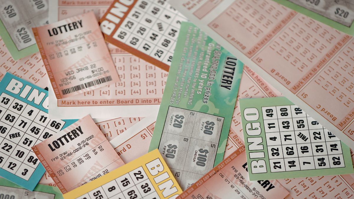 Man Gifts Cousin a Scratch Ticket, He Wins $50,000 and Now His Wife Demands the Money Back