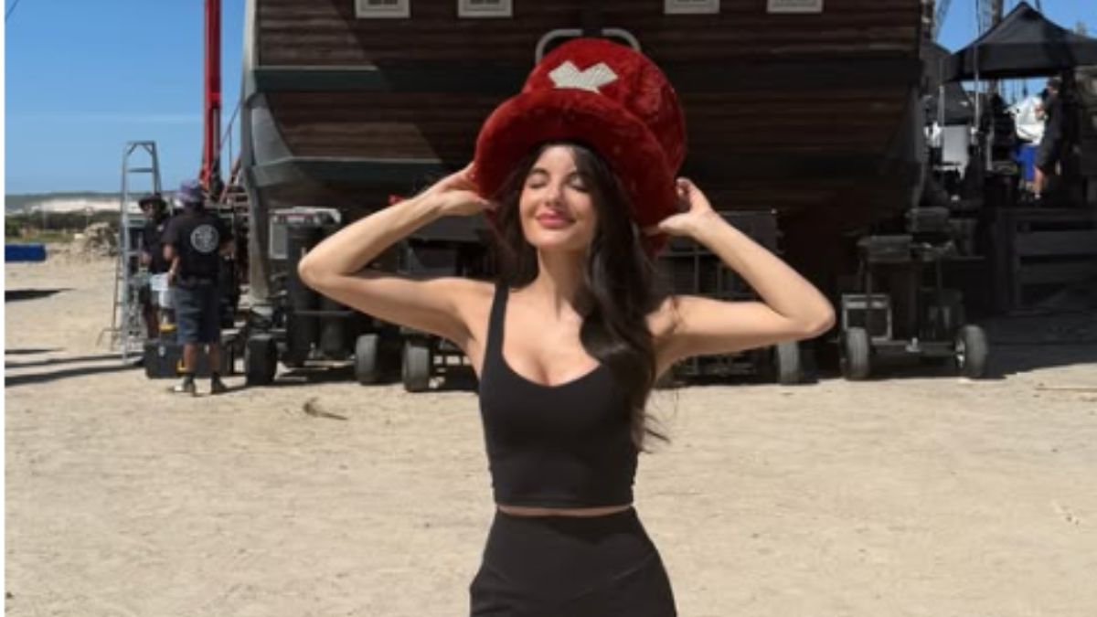 Mikaela Hoover’s Shimmering Metallic Dress Is The Red Carpet Statement Worth Trying At 41