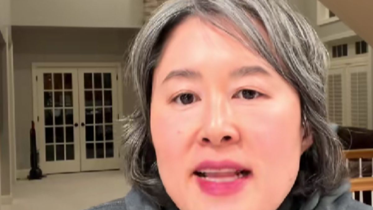 Mother Allowed Her Children Only Four Studies: “First Secure the Future, Then Follow Your Dreams”