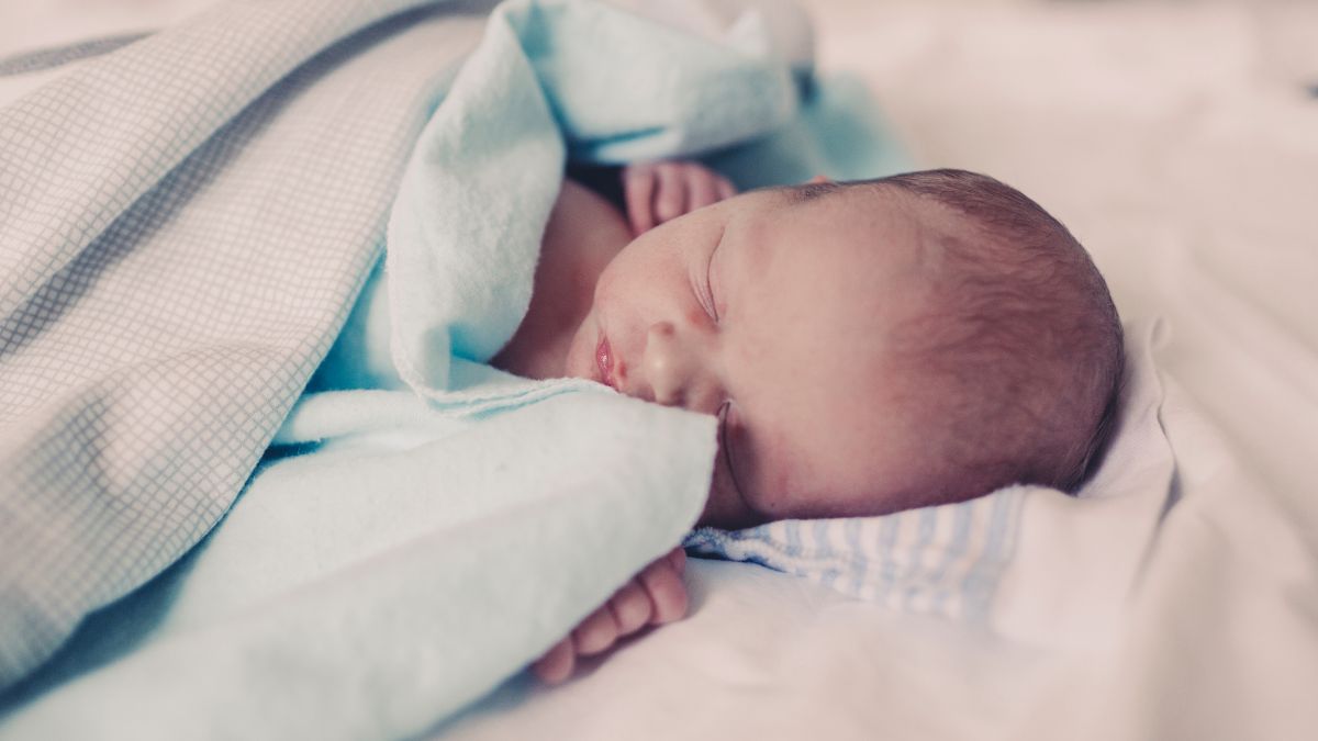 Parents Share This Without Thinking, Counselor Warns: “Nothing Is More Dangerous”