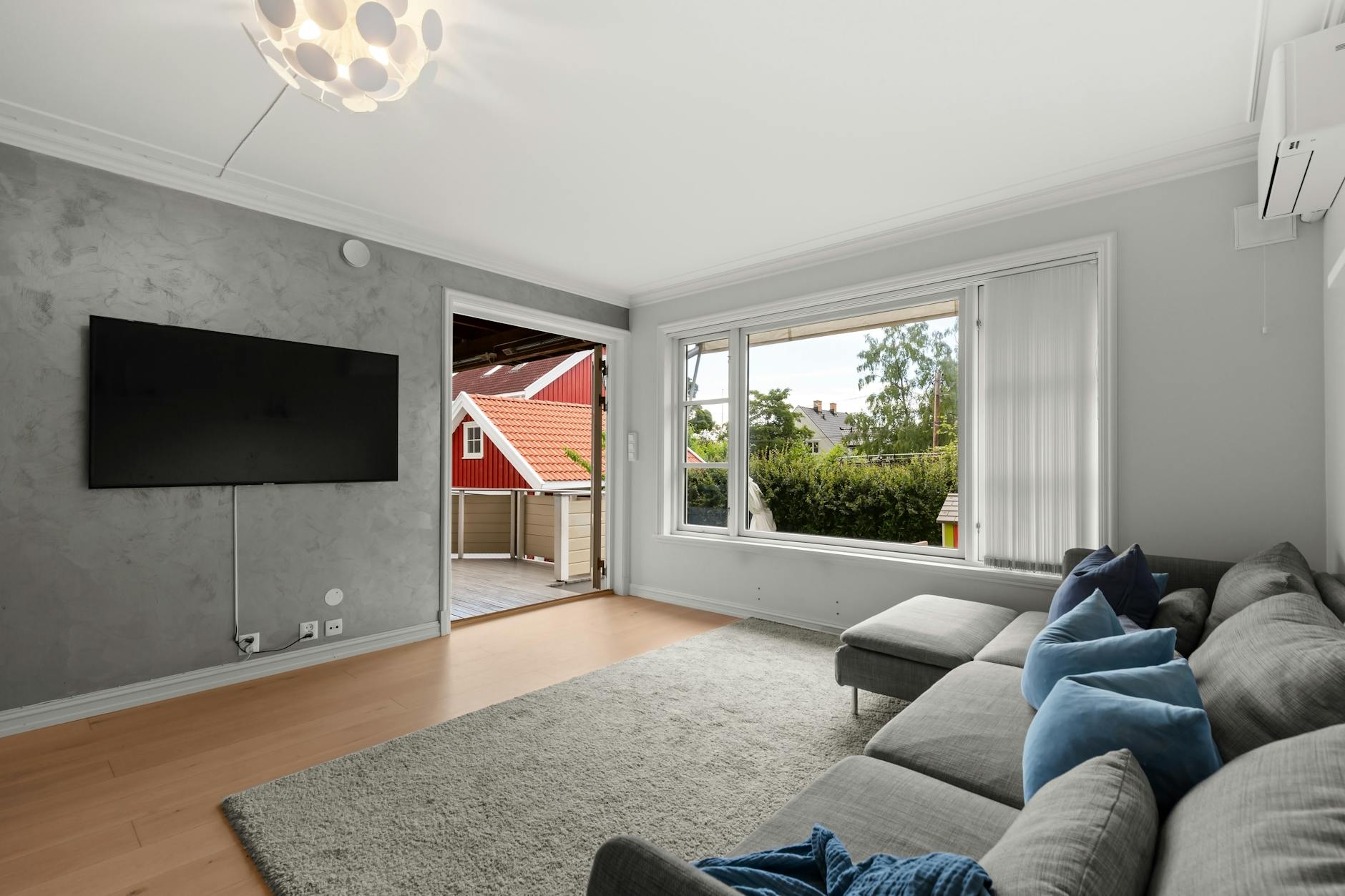 Carpet On Hardwood Floor