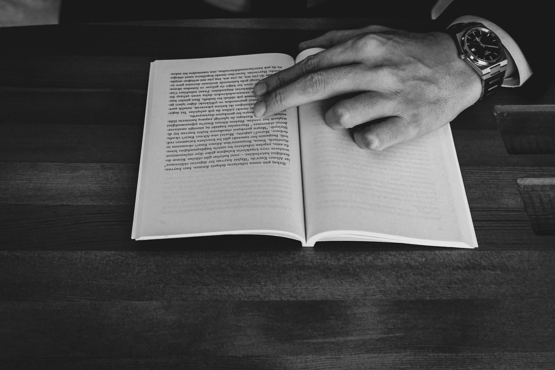 Question Journaling Reading+book